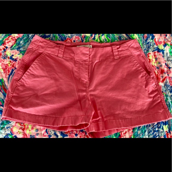 Vineyard Vines Shorts - Picture 1 of 3